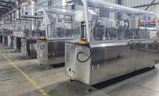 کنترل اتوماتیک PLC اتوماتیک ماشین دستمال مرطوب CE گواهی ذخیره انرژی