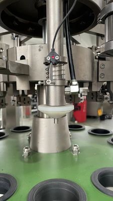 تجهیزات بسته بندی پرکن و سیلینگ لوله شیر عسلی